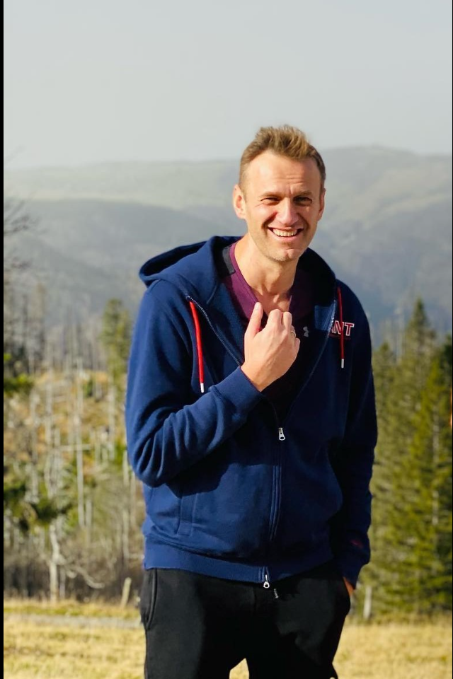 Алексей Навальный получил премию фонда Бориса Немцова