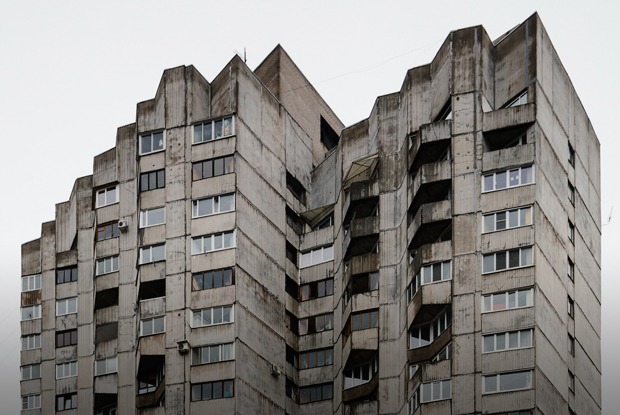 Я живу в доме «на курьих ножках» на «Приморской» (Петербург)