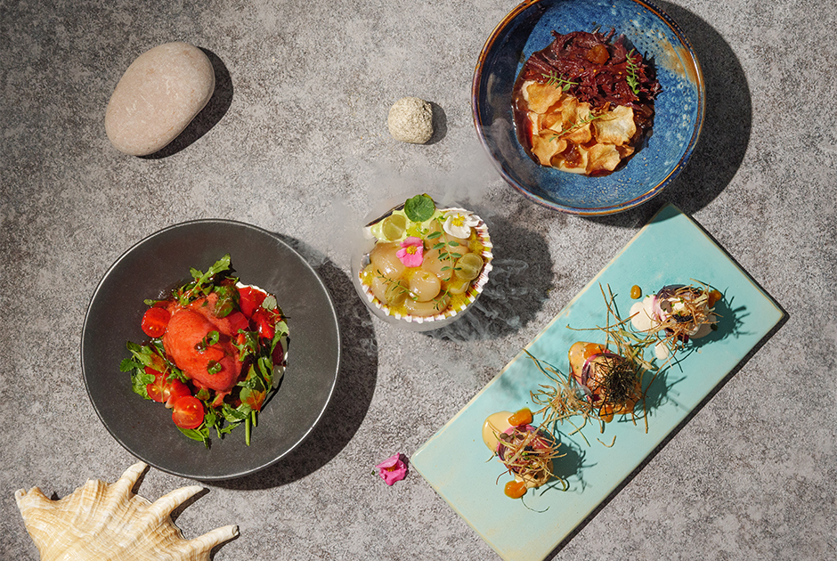 Критский салат, курица по-сингапурски и семифредо: Что пробовать в ресторанах Екатеринбурга на фестивале «Новые имена»