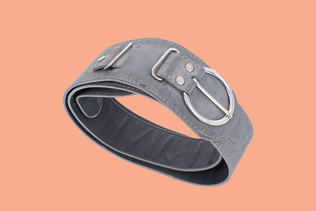 Прозрачность, неон, анимализм и карго: Какие тренды легко найти в секонд-хендах