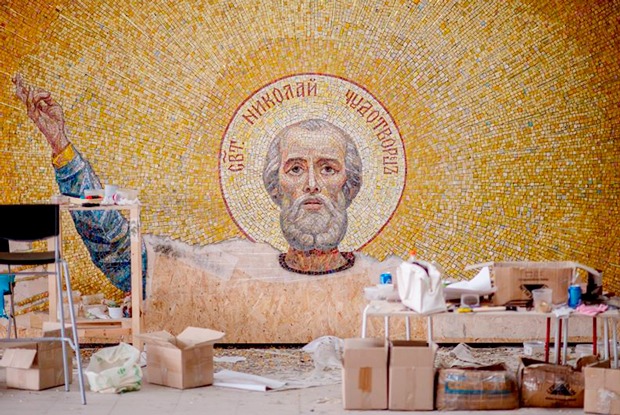 «Танки в церкви — это новаторство»: Кто выкладывал мозаики храма Вооруженных сил