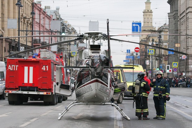 Взрыв в петербургском метро: Что известно