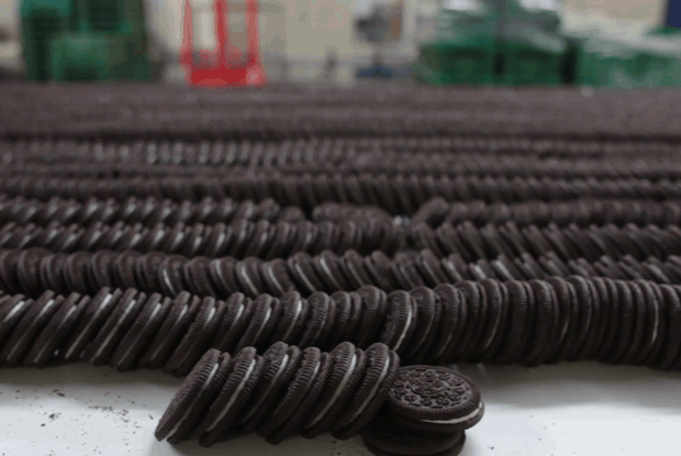 Как делают печенье Oreo
