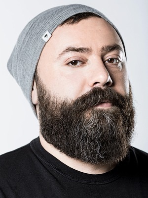 Дым из трубы: Дмитрий Левицкий («Дорогая, я перезвоню») — о запрете курения в барах