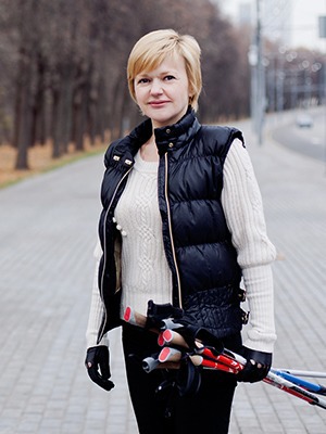«Школа скандинавской ходьбы»: Как делать деньги на непопулярном виде спорта
