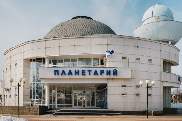 Я работаю в Нижегородском планетарии