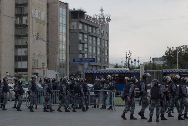 Митинг полиции: Как силовики подавляли акцию на Бульварном кольце