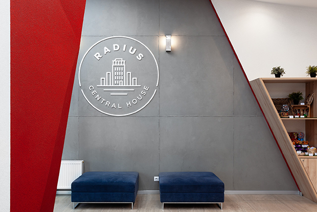 CNTR Architects: Офисный лофт для команды архитектурного бюро в апартаментах Radius