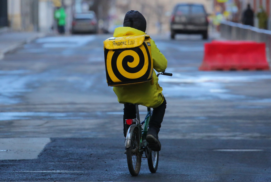 Как жители Хамовников объявили войну «Яндекс.Лавке»