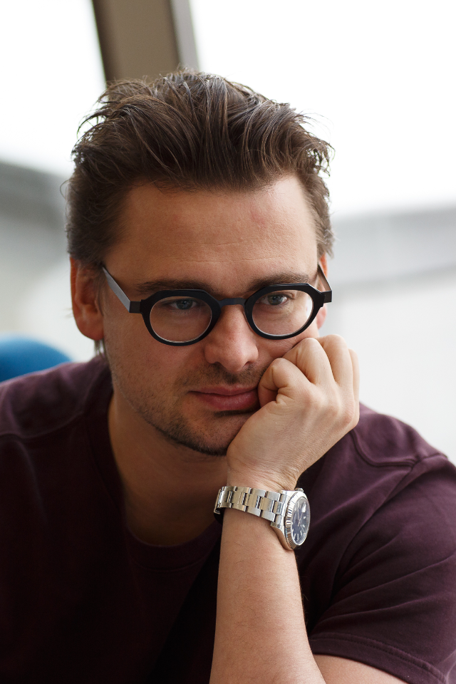 Борис Зарьков откроет ресторан Ikra на месте бара «Колокол»