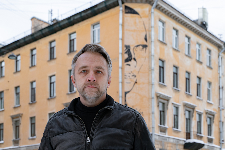 «Защита мурала — дело чести»: «Я живу в квартире Хармса»