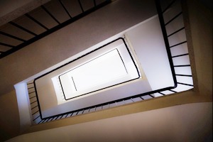 Перестройка: Что делать с чёрными лестницами