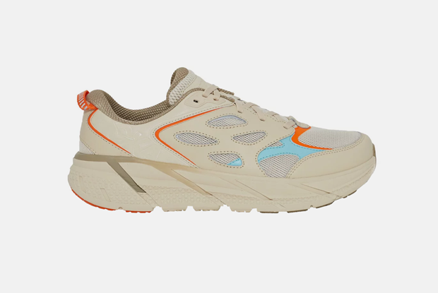 Идеальные кремовые кроссовки Hoka One One x Opening Ceremony