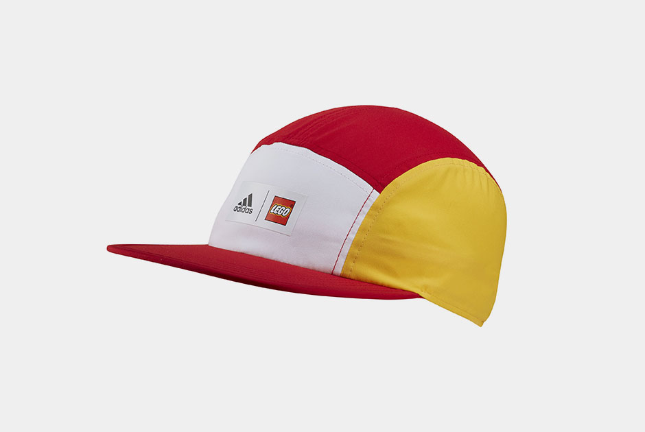 Коллекция детской одежды adidas и Lego