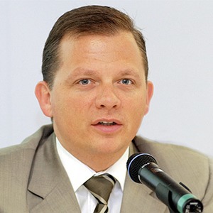 Маттиас Кронер (Fidor): Интернет-банк не нуждается в менеджерах, офисах и других пережитках прошлого
