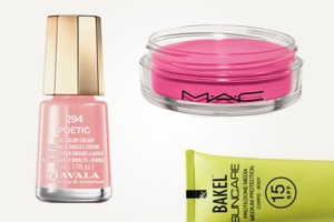 BB-крем Embryolisse, маска Lush, помада Zao
