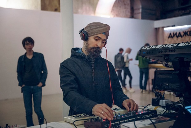 5 причин сходить на Synthposium