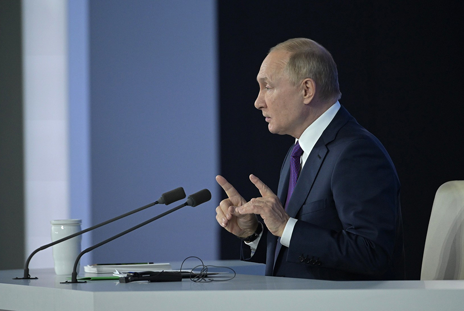 Пытки, иноагенты, Украина, Дед Мороз: Самое важное с пресс-конференции Путина