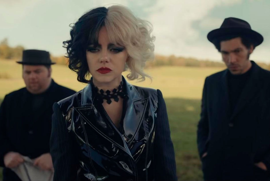 «Круэлла»: Очаровательная комедия о диснеевской злодейке с Эммой Стоун в роли Вивьен Вествуд