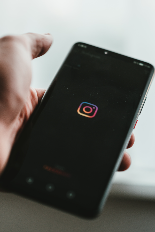 Пользователей не накажут за публикации в Instagram