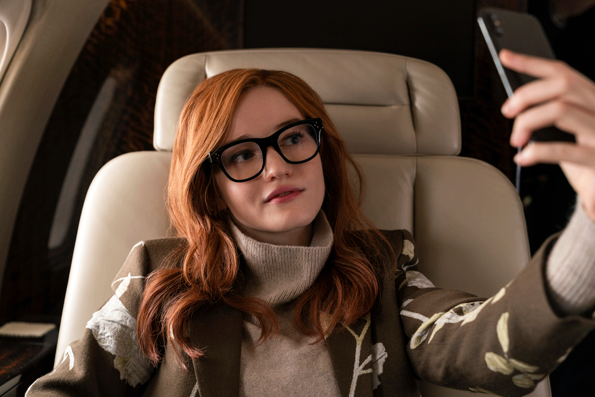 «Изобретая Анну»: Как одевалась главная обманщица Нью-Йорка и как повторить ее образы