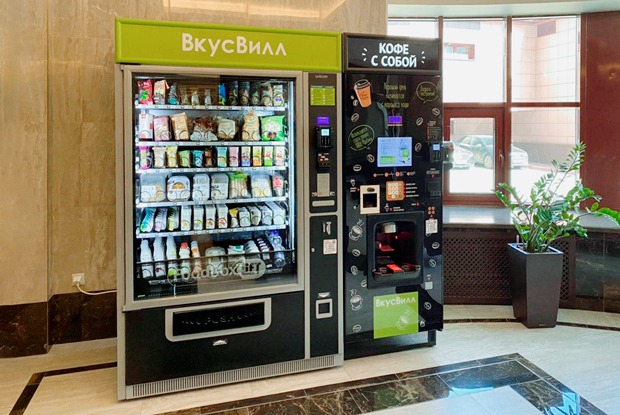 «ВкусВилл» начал ставить автоматы с продуктами в подъездах. Но радоваться рано