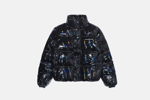 Пуховик Daily Paper, кроссовки Palm Angels и рюкзак Eastpak x Neighborhood