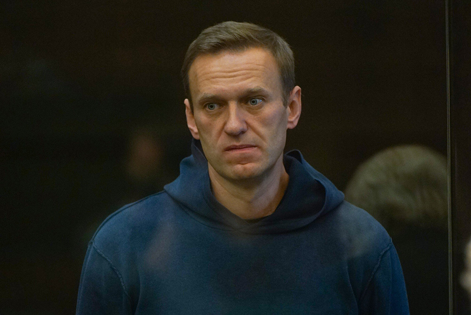 Суд над Алексеем Навальным. Его условный срок хотят заменить на реальный
