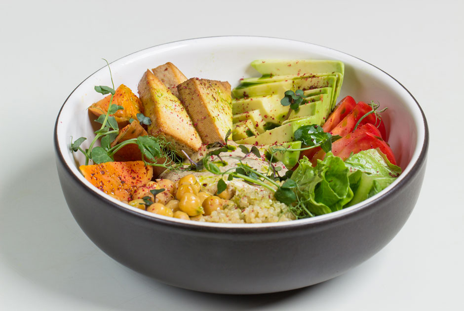 Новые корнеры на Василеостровском рынке, кафе «Кино» на «Ленфильме» и барби-кондитерская