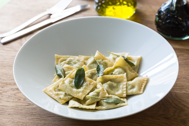 Caffè Italia: Как устроены рестораны Елены Кузнецовой и Франко Казадеи