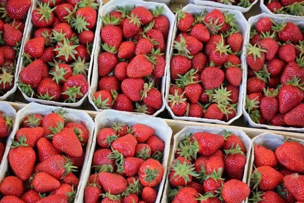 Что покупать на рынках в июне?