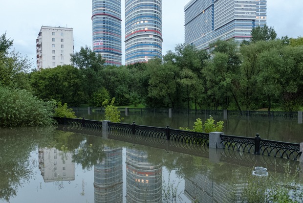 Она утонула: Последствия рекордного ливня в Москве
