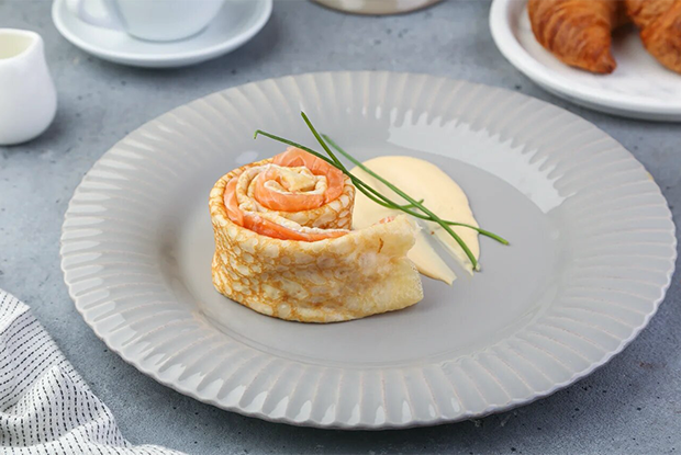 С тамбовским окороком, икрой и скрэмблом из тофу: 16 мест Екатеринбурга со вкусными блинами