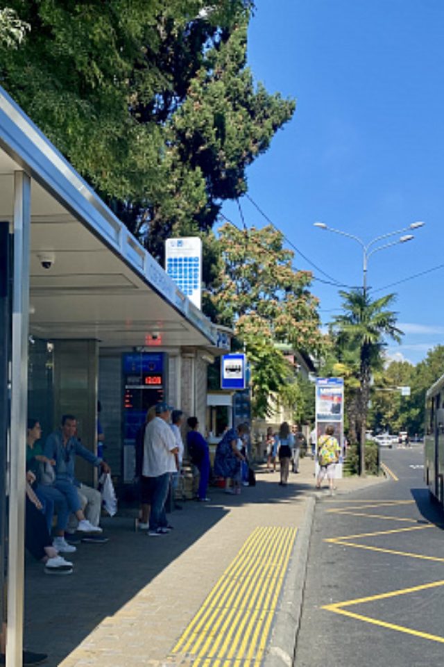 В Сочи установят 300 современных автобусных остановок