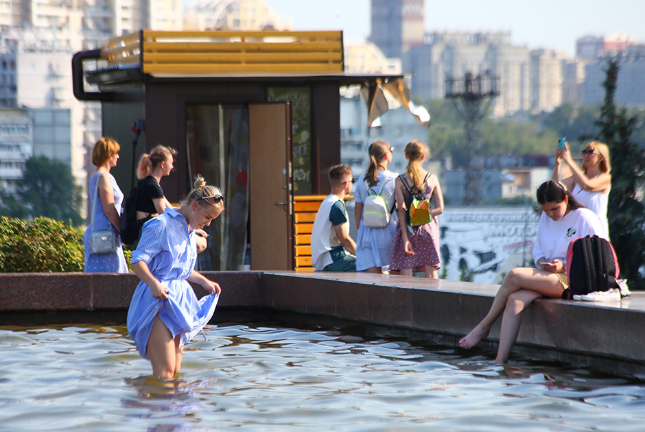 Почему в Москве стоит аномальная жара? А в следующем году будет хуже?