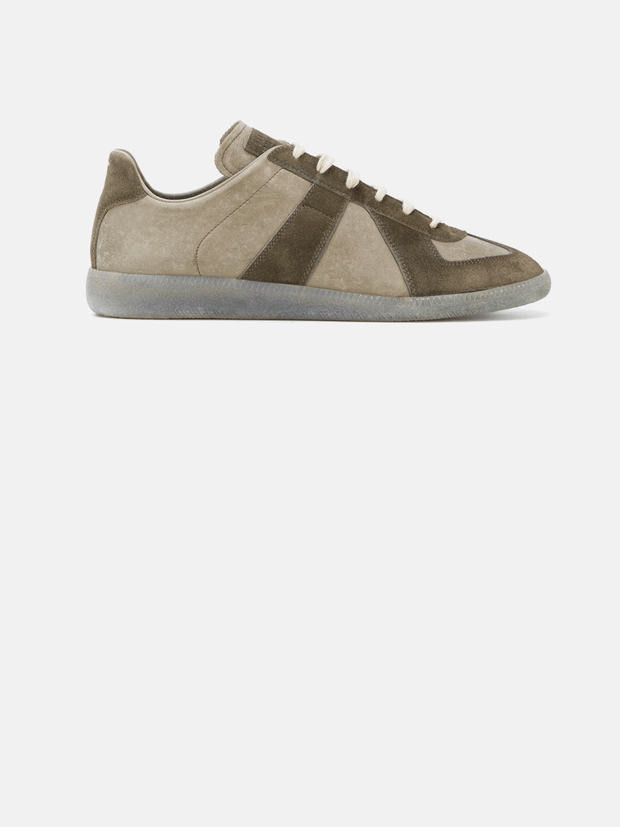 Скидки до 50 % в Farfetch и кроссовки за полцены в Sneakerhead