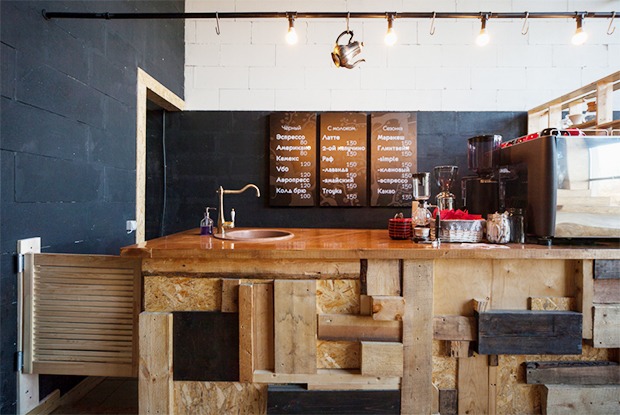 Кофейня Coffee 3 в лофте Contour