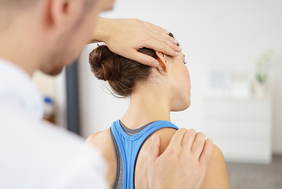 Как заботиться о позвоночнике и суставах в 20, чтобы потом не было больно