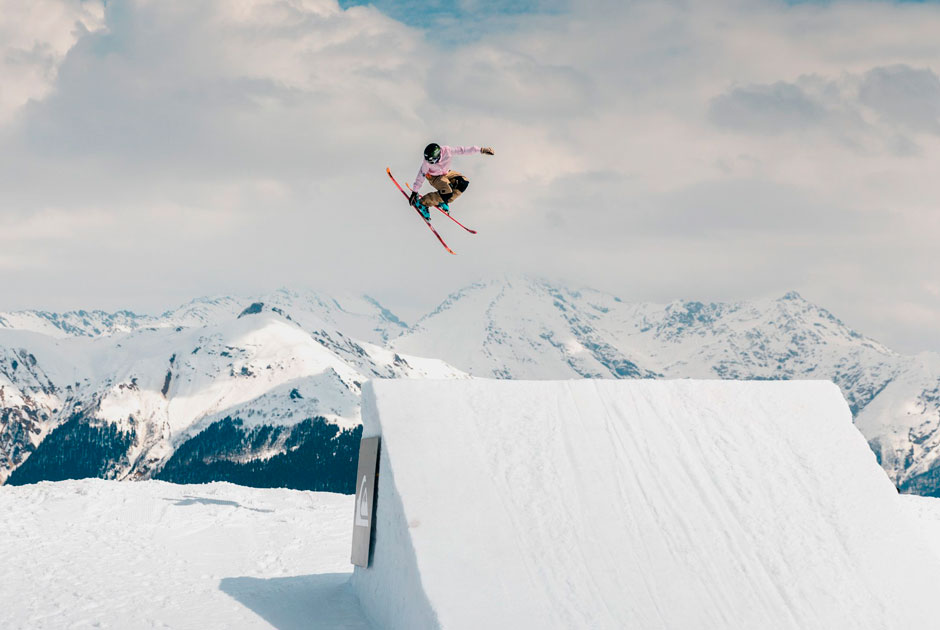 Нина Кравиц в горах: Зачем ехать на фестиваль New Star Camp в Сочи