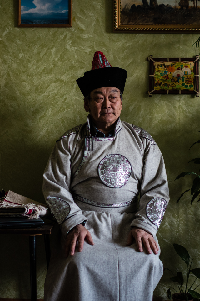 Монахини и казаки: В ММОМА откроется выставка фотожурналистки Алины Десятниченко