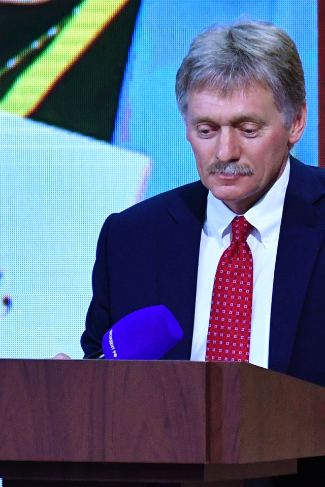 «Будем надеяться, что он не умрет» — Дмитрий Песков на вопрос о Навальном в колонии