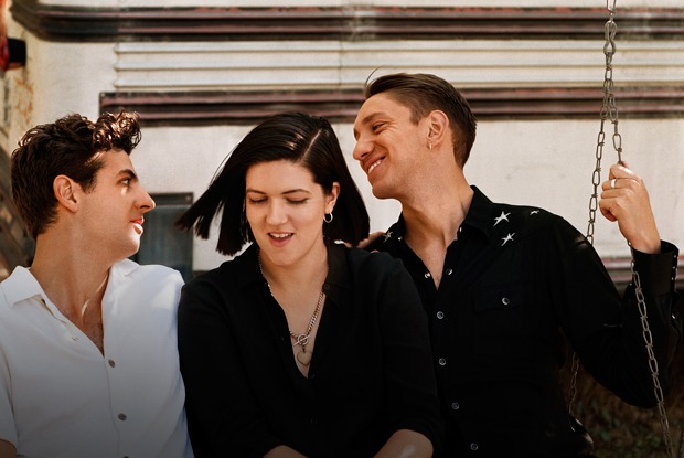Финал «Шерлока», новый сериал с Томом Харди и альбом The xx