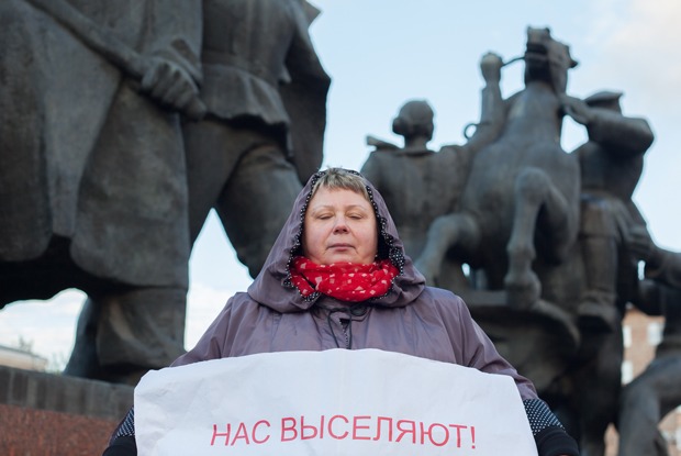«Они захватили наш дом»: Почему бюджетники перекрыли Тверскую
